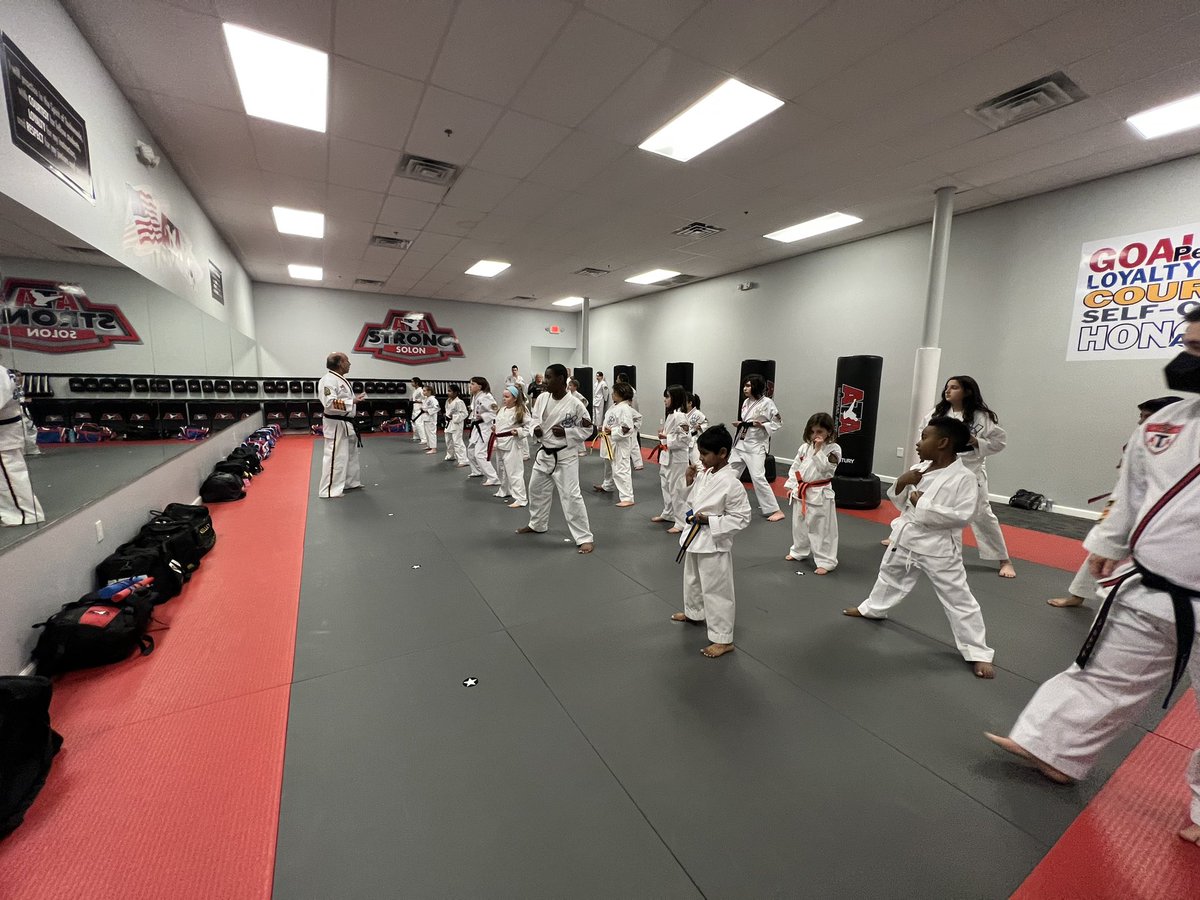 ATA_Cleveland's tweet photo. Thanks again to Grand Master Caruso for coming in and teaching some special classes! We sure learned a lot! https://t.co/6BqX7E5C1f