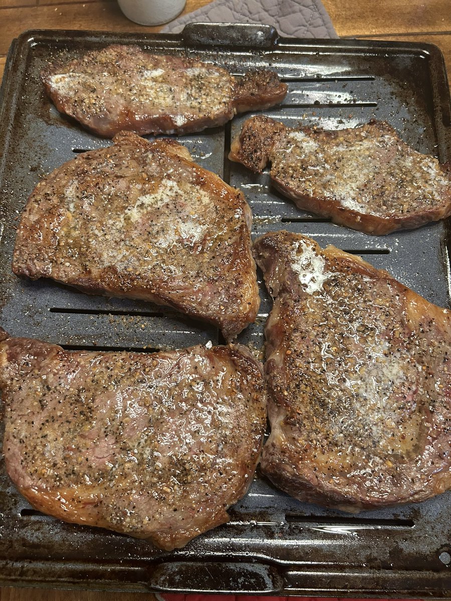 SwedlundTresh's tweet photo. Daughter requested steaks with the fixings for her 16th bday. Mama more than obliged. I mean wow. Ribeyes, canned corn from summer, real mashed, Caesar. The force is strong in the young one. #sdbeef @SwedlundSara @bella_swedlund https://t.co/9gEGHYlssD