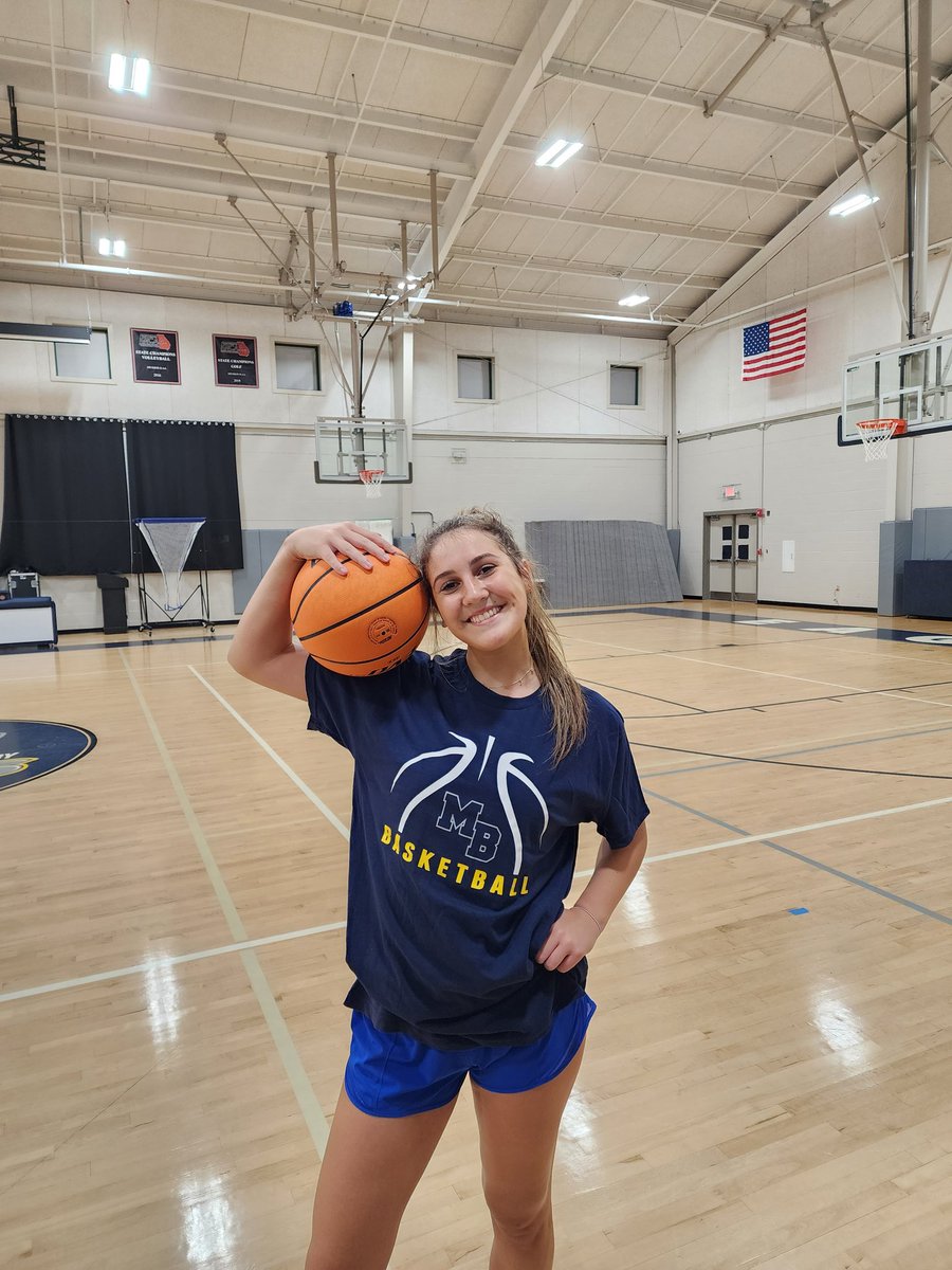 Slow Monday night tomorrow? Come have a look at what we're building at @hoops_mb as we host McNair at 6pm in our cozy Upper School gym 👈
@mtbethelhoops @CalBoydMtBethel @KyleSandy355 @CoachKBarlow 