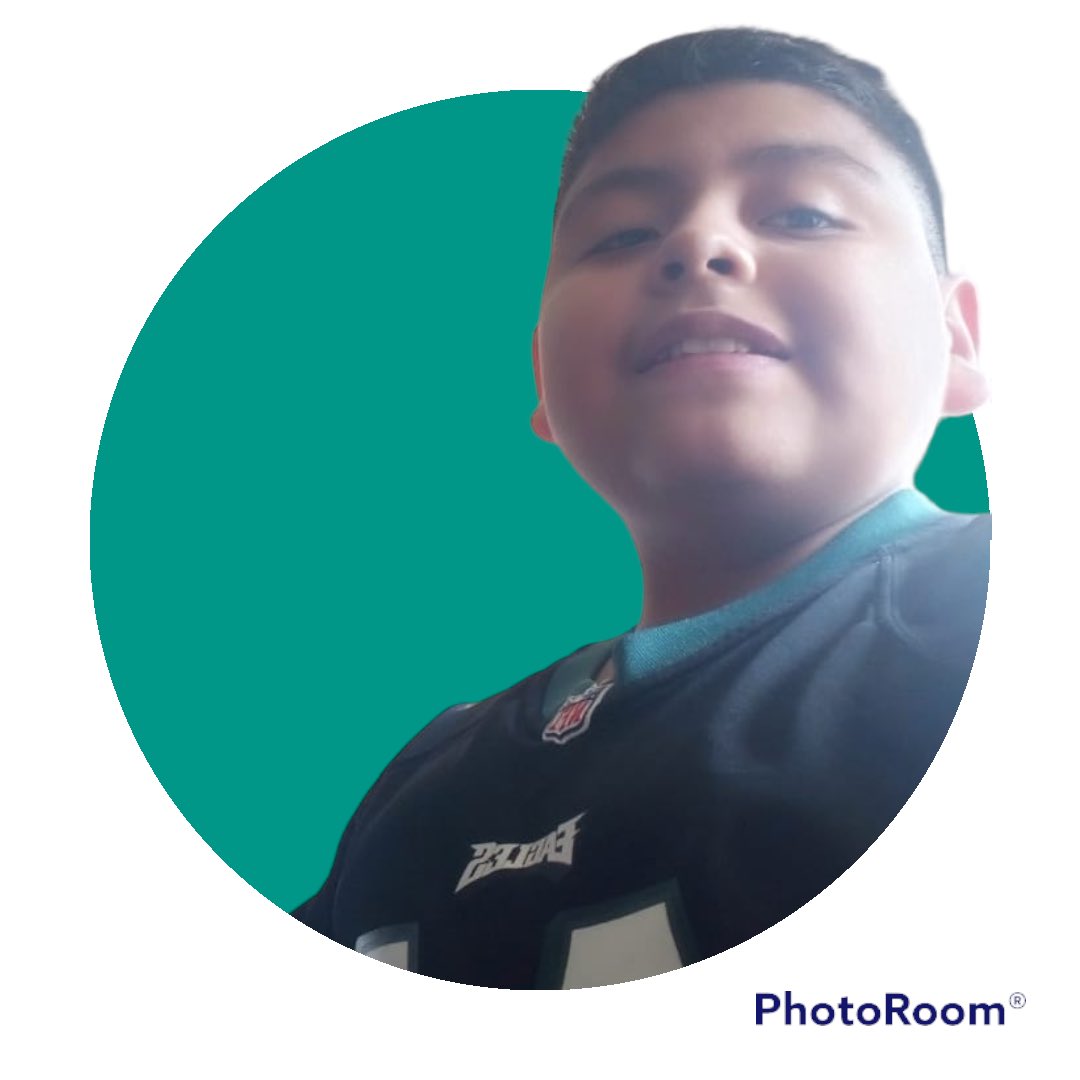 927Denni's tweet photo. E💚A💚G💚L💚E💚S. Go!!! 🦅🦅🦅 #NFLPlayoffsEnTUDN https://t.co/RKf7gH5DaO