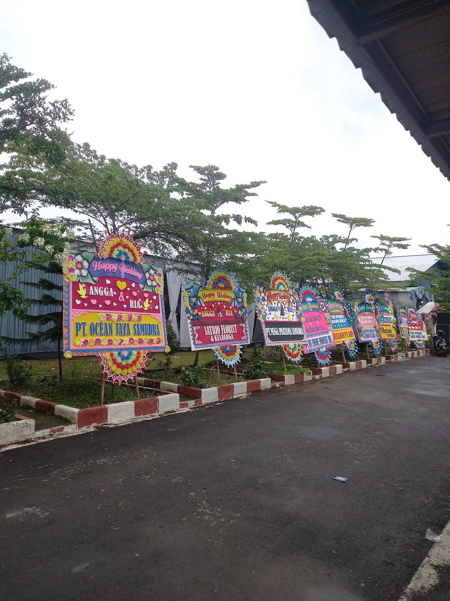 bungapapan24jam's tweet photo. TOKO BUNGA PEKALONGAN
❤💐💐💐❤
👇ORDER KLIK LINK INI👇
👉https://t.co/Pime2hxslY
❤💐💐❤
☎️:082136130895
@bungapekalongan
#kajen #pekalongan #tirto #wonopringgo #sragi https://t.co/AZnhegy5Ss https://t.co/99N7FfLhoj https://t.co/UqrQzQyOKc https://t.co/iZG7ygMtox