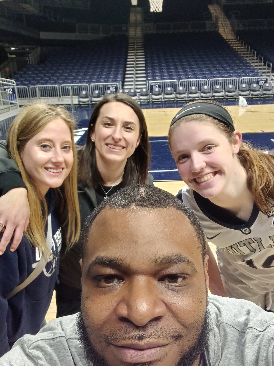 It's always great to get the band back together even if it's for a few hours. Proud of these gals❤️