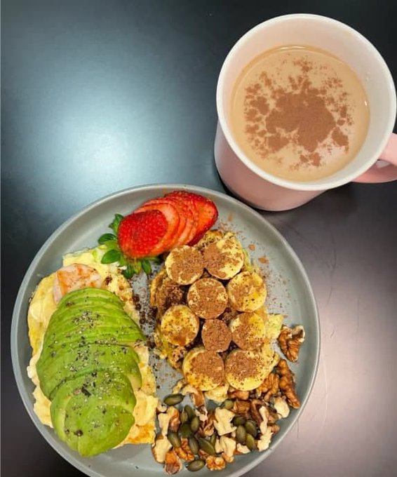 pearKT2's tweet photo. A fulfilling day starts with afternoon tea.😘 https://t.co/EPQRevK0jl