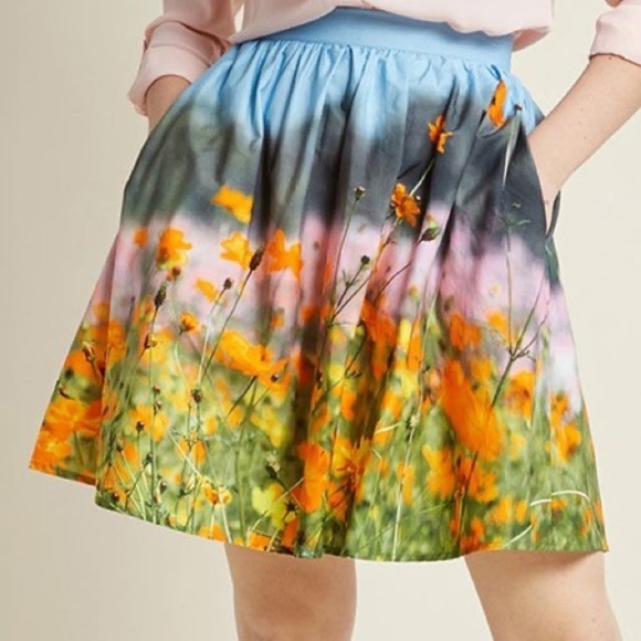 licensed2thrift's tweet image. So good I had to share! Check out all the items I'm loving on @Poshmarkapp from @Pretygirlygirl #poshmark #fashion #style #shopmycloset #modcloth: posh.mk/3kuRGIJIZwb