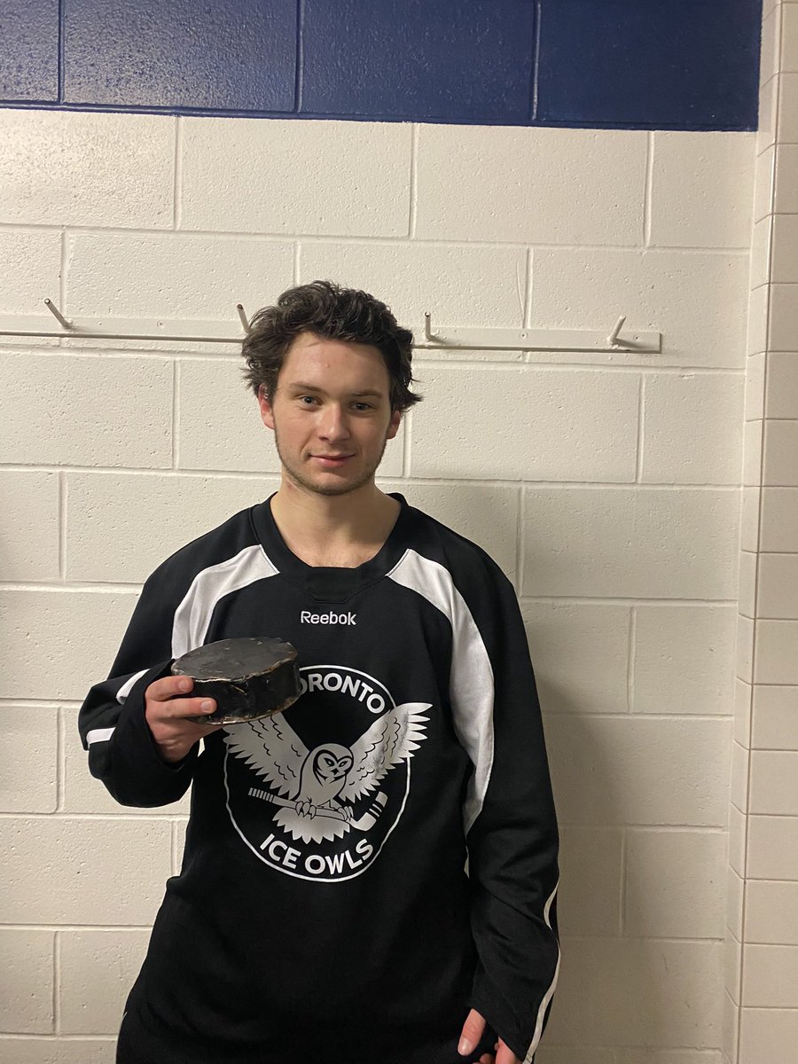 Congratulations to Nick Bullick on scoring his 1st Ice Owls goal in his first #Blind #Hockey game. 

Welcome to the team Nick!