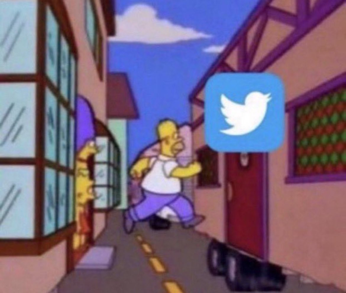 cha_csk's tweet photo. Moi qui vais sur Twitter pour savoir si il y a pas que moi qui bug sur snap #snapchatdown #snapchat https://t.co/BygSV0FwLe