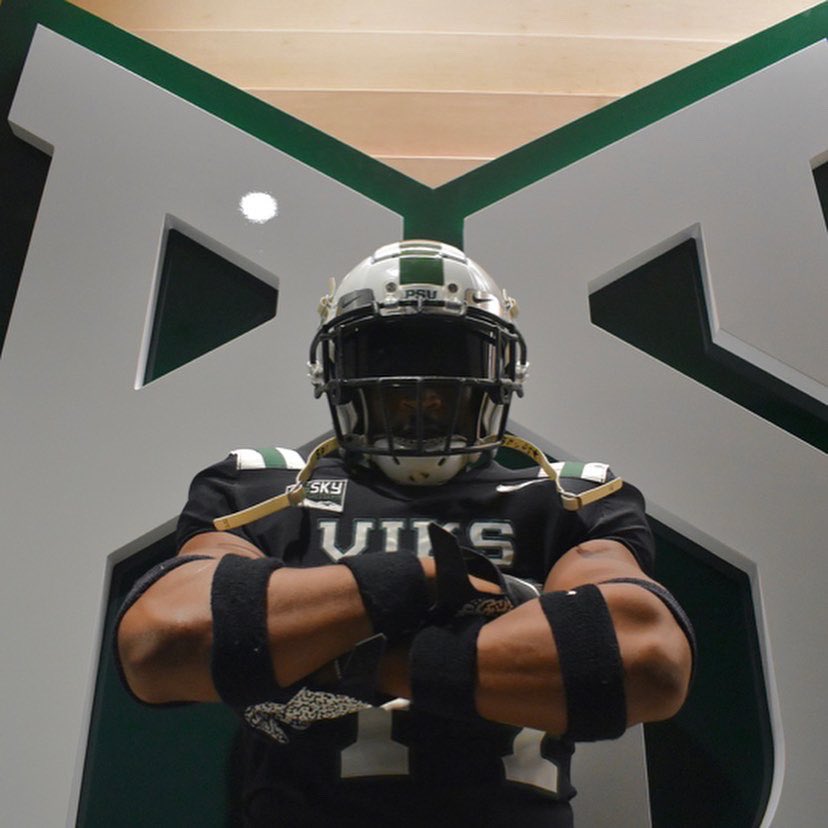 Landobrown8's tweet photo. Had an amazing official visit at Portland state appreciate the coaches and staff for the awesome experience ⚔️ #goviks https://t.co/xQFwB2dxuL