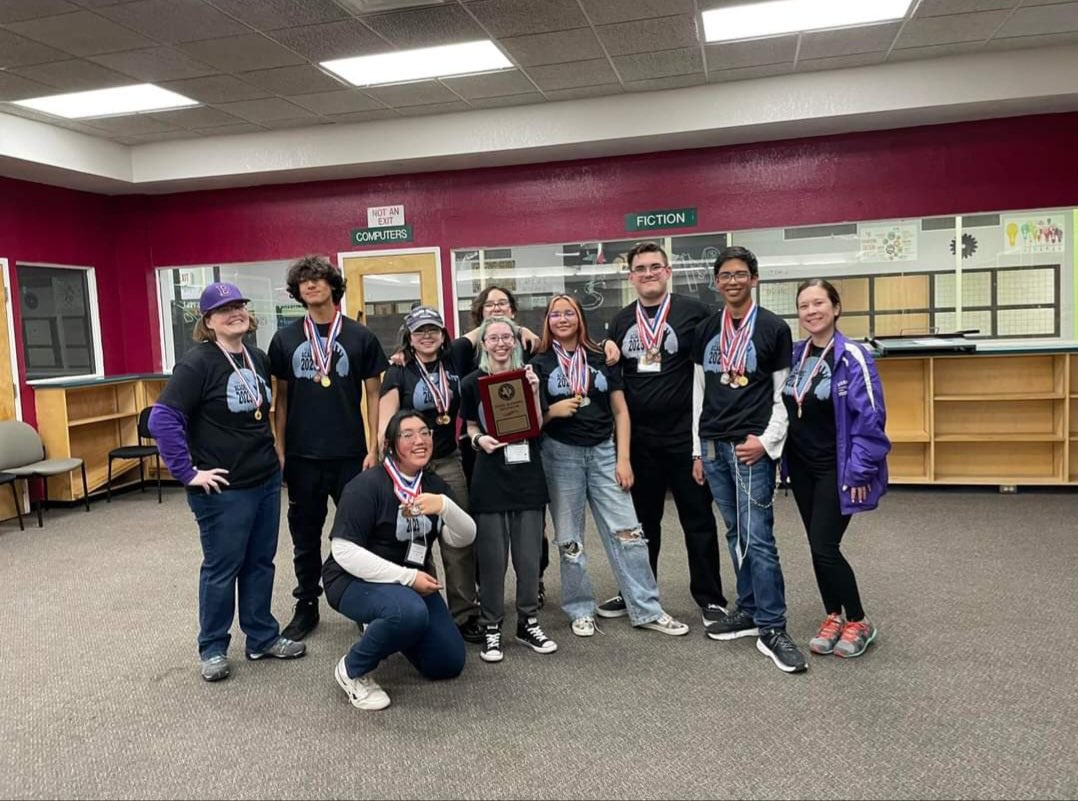 A huge congrats to the Burges Mustangs Academic Decathlon team. They won 1st place in their division this weekend. They worked so hard this year and off to State they go. Happy coach Amanda Urcelay and Victoria Torres. @Burges_Mustangs @sharodickerson #iamepisd @DsayavedraEPISD