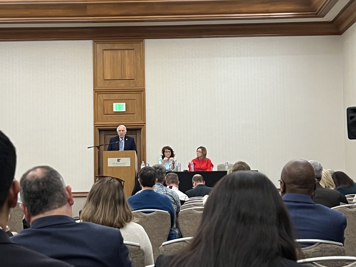 Hearing from our peers at #IEDCTucson about Leadership Failures. Takeaways-Always address the 800 pound gorilla in the room and the issue dissipates. With risk there is always the chance of failure and that’s okay. ⁦<a href="/IEDCtweets/">IEDC</a>⁩