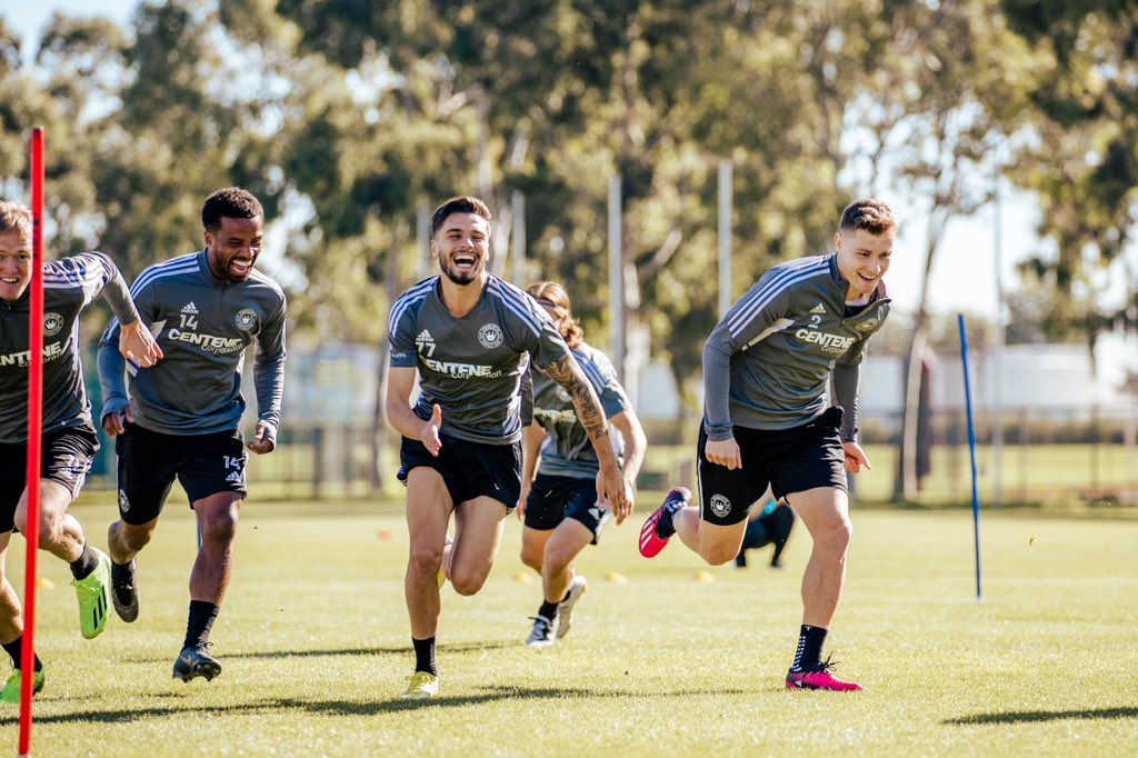 nunosantos_77's tweet photo. We move.
Eyes on the prize ๐ฆโ๏ธ
#CharlotteFC #ForTheCrown #NS77 https://t.co/zBIJLfETow