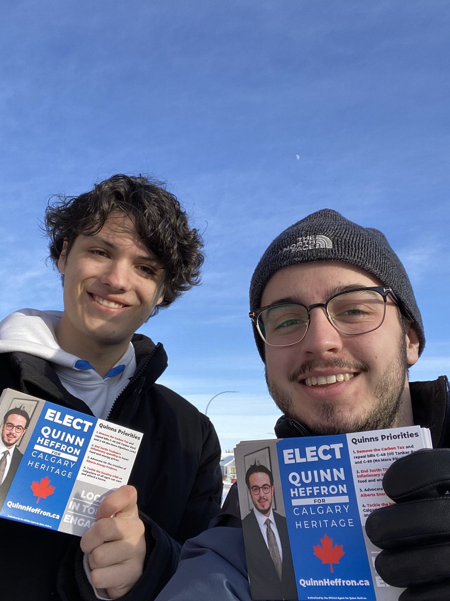 The cold was no match for team #heffron4heritage. We had a great time speaking to Conservative members in Evergreen and Bridlewood today! ❄️

#cdnpoli #abpoli #yyc