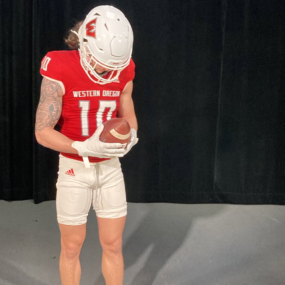 TravisMarieiro's tweet image. Had a great time up at @WesternOregonU on on my official. Thank you for having me up @JasonSlowey WOU⬆️?