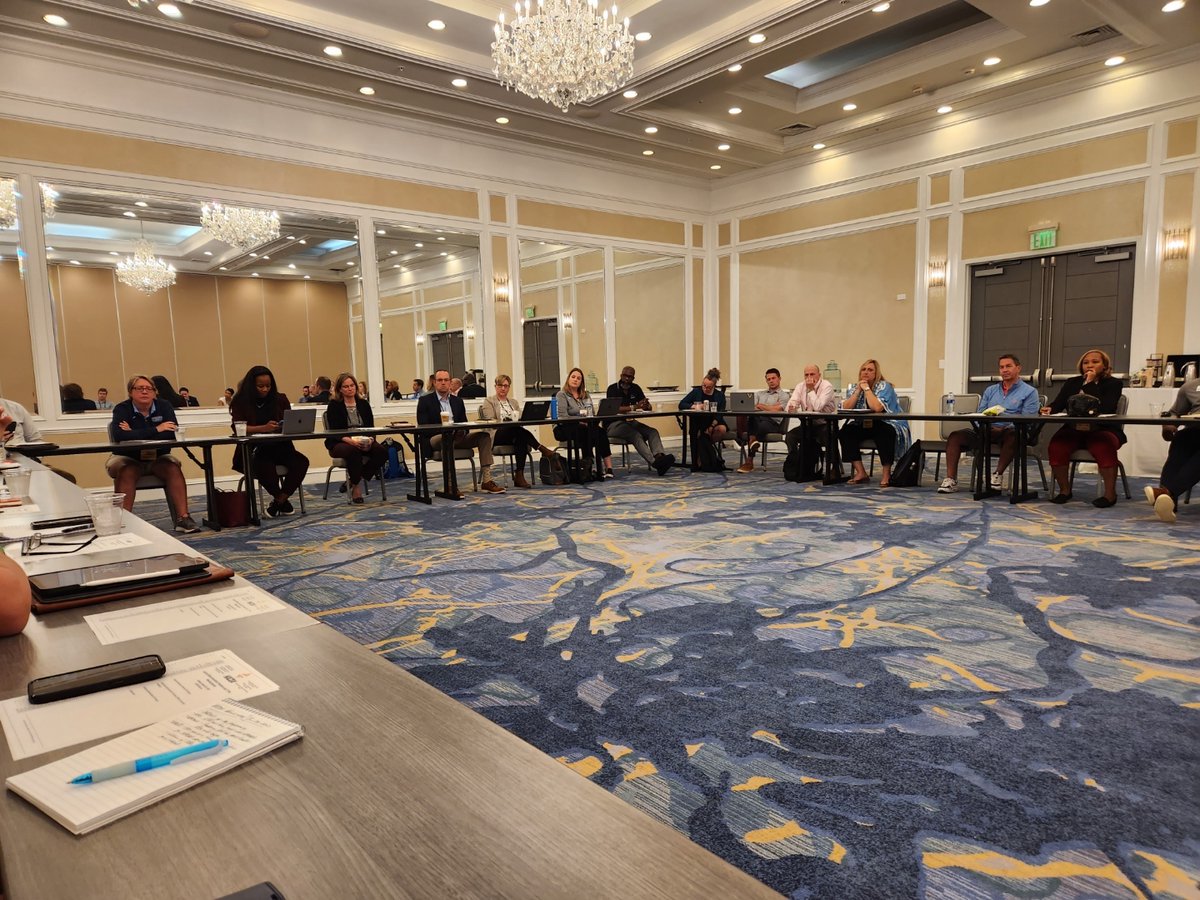 CollSportsComm's tweet image. 2/2 More from @NACDA #MidWinter23 meetings at Marco Island: CSC Executive Dir @CollSportsErik w/ NACDA CEO @pmanak33. And, CSC's @CollSportsErik &amp;amp; @wroleson w/ CSC President @JessPooleA2 at the NACDA Affiliates meeting Sunday. #collaboration #communication #partnership #sharing