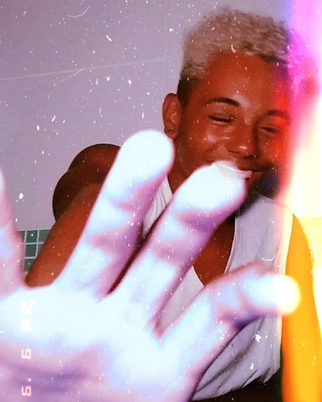 Mdcfrj24's tweet photo. #InstaLGBTQ https://t.co/2LokggdrOk