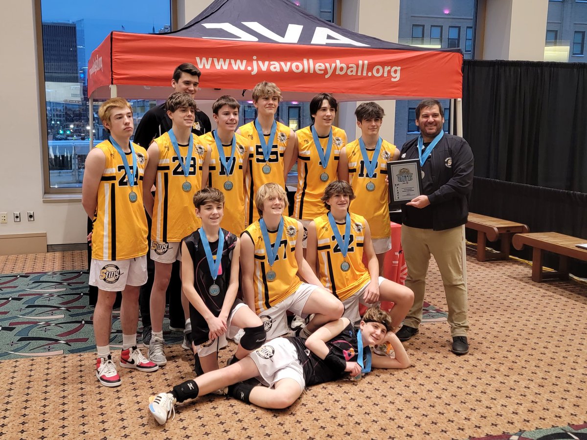 EricBehling8's tweet photo. Champs! https://t.co/EPhjJx0ynr