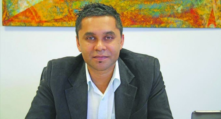 sun_fiji's tweet photo. The employment of Fijian Broadcasting Corporation Chief Executive Officer, Riyaz Sayed-Khaiyum has been terminated.
#FijiSun #FijiNews #Fiji #TeamFiji

https://t.co/GSAWexVdTq https://t.co/761tQYDE8H