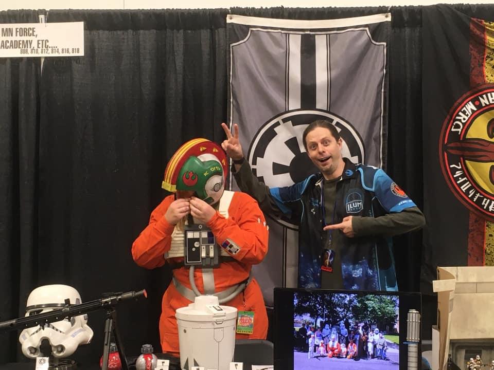 rebellegion's tweet photo. Not sure what's going on here. #RebelLegion #IlumBase #xwingpilot #starwars #cosplay #cosplayer #starwarscostumer #starwarscosplay #starwarscosplayer https://t.co/9BWuLpOwDS