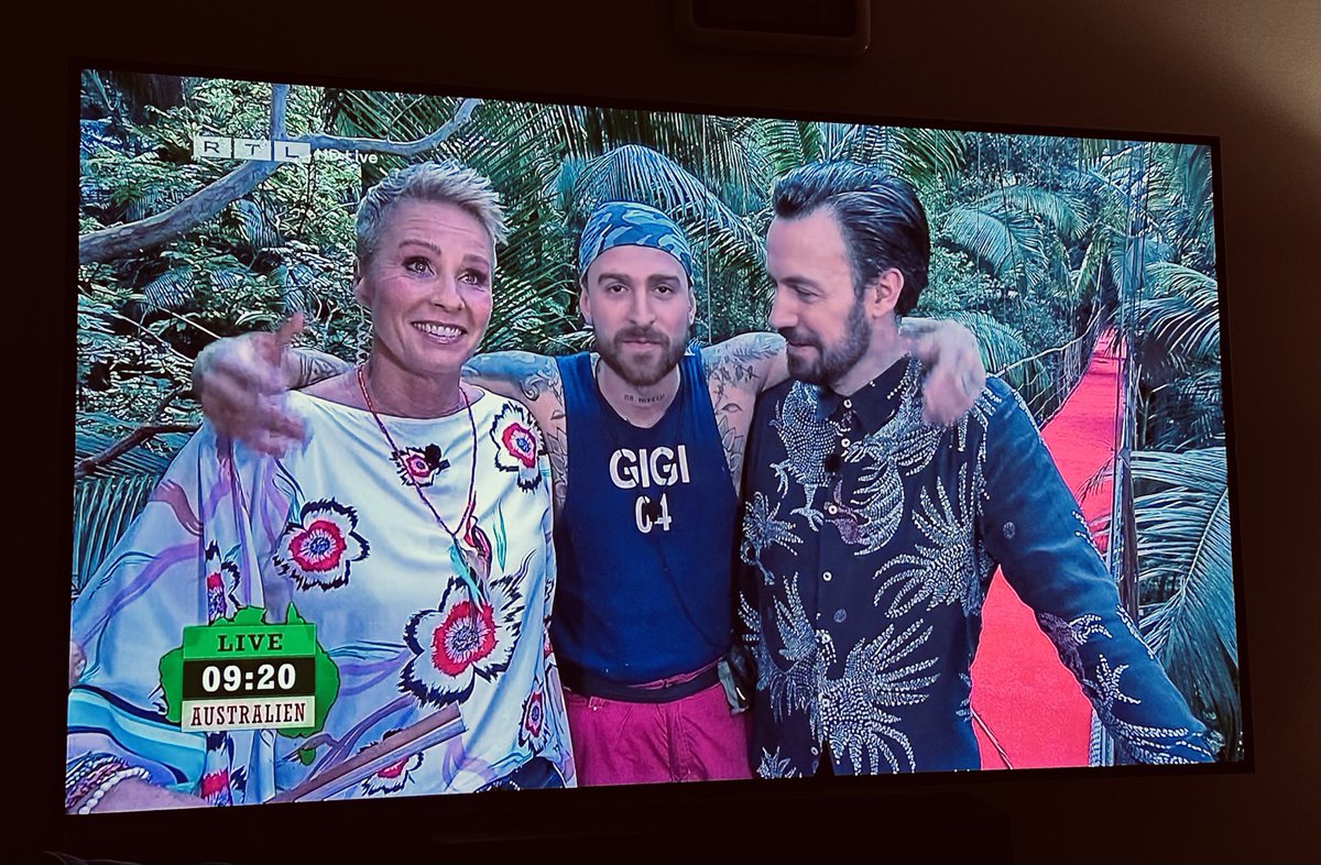 Odufroehliche's tweet photo. Spitzen-Staffel … verdiente 👸, aber Gigi Sieger der 💕 #ibes https://t.co/wp1NPFsd13