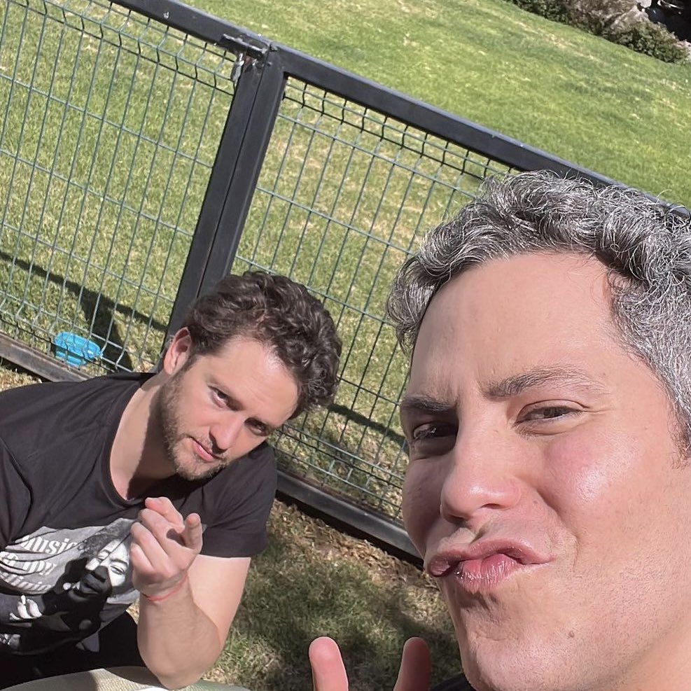 InfoRBDBrasil's tweet photo. Vocês já se acostumaram a ver eles juntinhos assim de novo!? E ainda teremos tantos mimos… 🥹

@christiancha via Instagram. https://t.co/u1WeKZTcy3