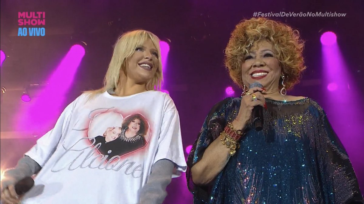 centraldaluisa's tweet photo. Luísa Sonza toda boba ao Alcione chama-la de filha! 🥺💘 https://t.co/xAKWiKD69J