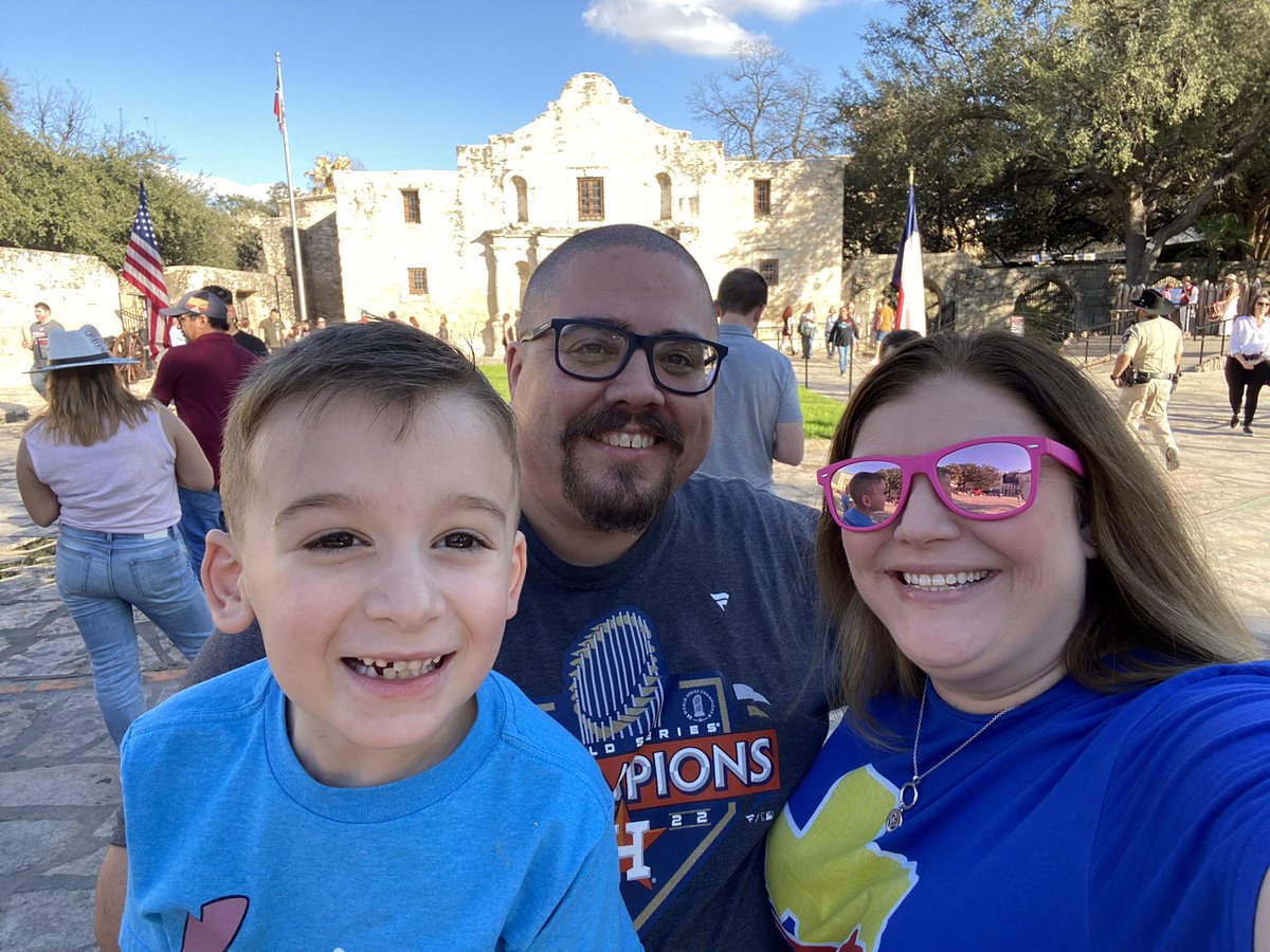 Jennifer Mitchell tweet media