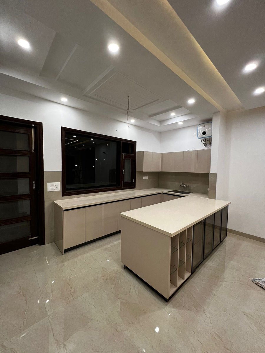 LushhmanP's tweet photo. 300 SQYD HOUSE FOR SELL CONTACT INFO LACHHMAN BUILDERS +917807724079 https://t.co/9P04Bpy0cK