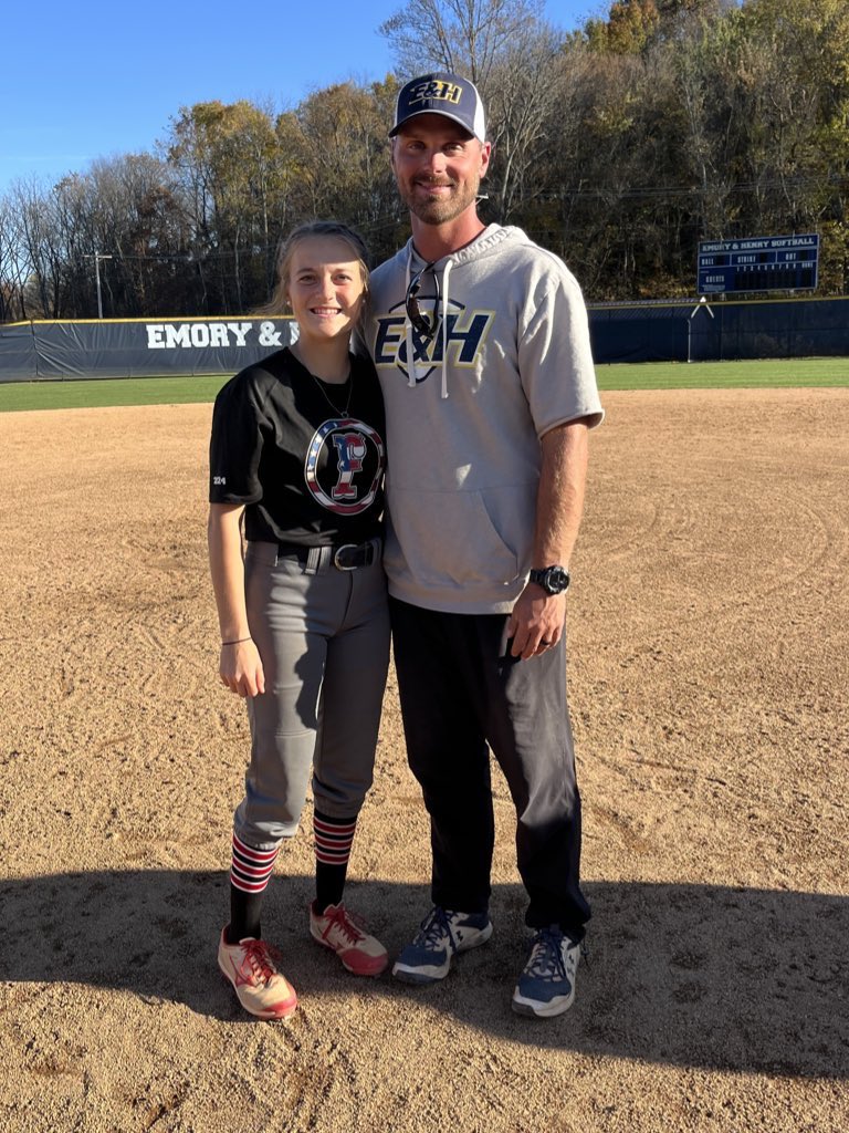 KaliCookie13's tweet photo. So blessed to announce that I will be furthering my academic and athletic career at Emory and Henry College. So grateful for God, family, and all my coaches, who have helped me get to where I am today! Also a big thank you to Coach Cockerham and Coach Cook!  GO WASPS! 💛💙🐝 https://t.co/K51epK9tmH