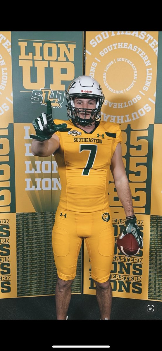 BMFB_prospects's tweet photo. (2023) WR/ATH Clayton Lonardo @LonardoClayton enjoyed his official visit to his new home, @LionUpFootball ! Congrats Clayton! #TTCF #LionUp 🦁 https://t.co/ESaXRpT3R2
