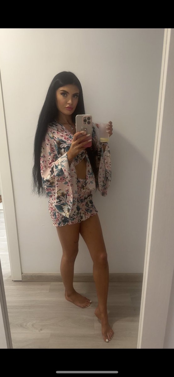 pixieDxxx's tweet photo. Feeling so naughty tonight might get drunk and  play with myself who wants to watch 
🤭🤭 https://t.co/zYuuT33uhr https://t.co/BRjN1t0DcX