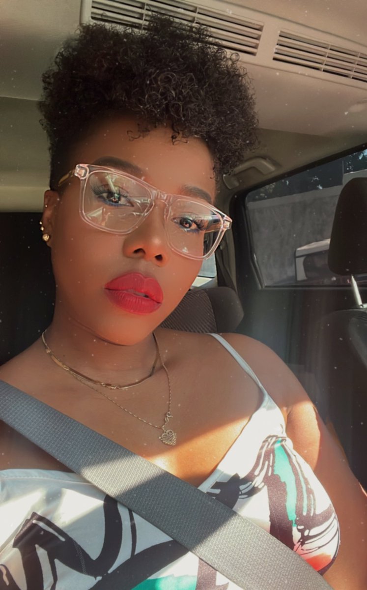 desca_darline's tweet image. Je ne sais pas ☺️