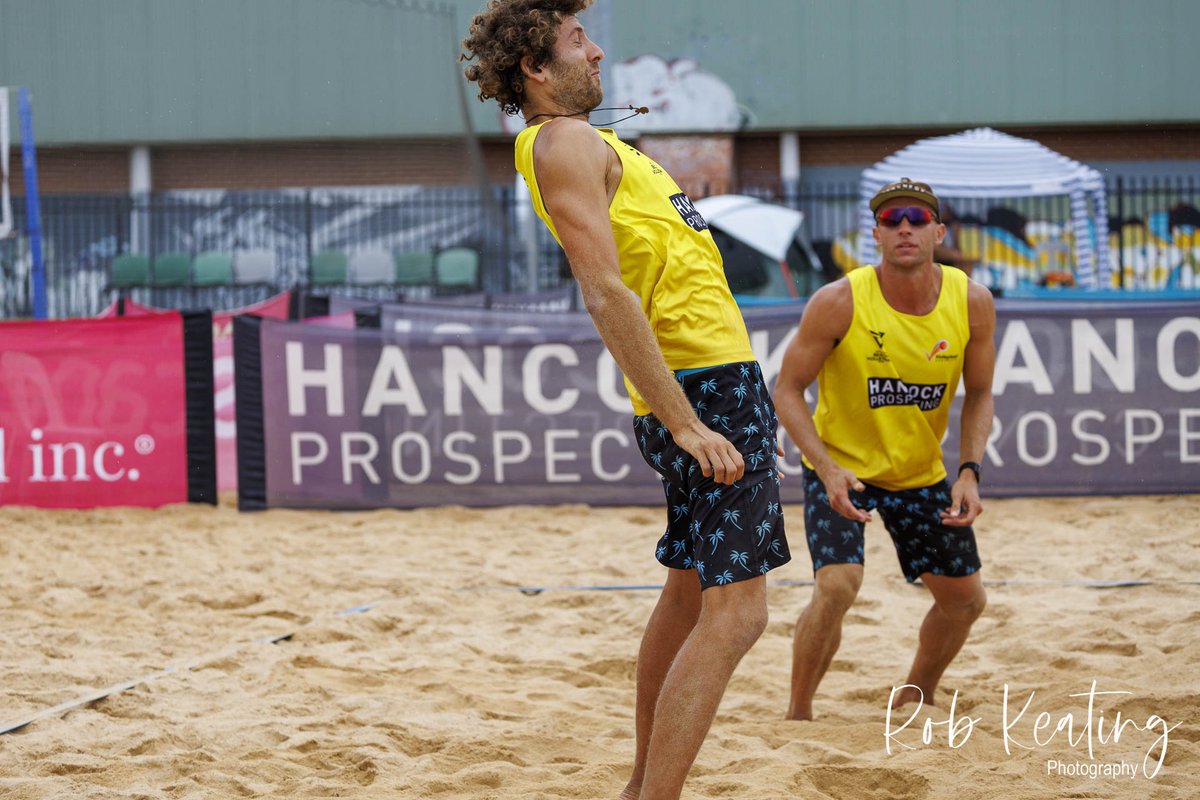 RobKeating's tweet image. When a jump serve rocket is coming your way!! Italy's Daniele Acconci suddenly found a ball about to hit him, he didn't play it with his hands, instead he chested the ball back over the net. 🏐Final of the Australian Beach Volleyball Tour Elite 16 . #abvt #ausvolley #canberra