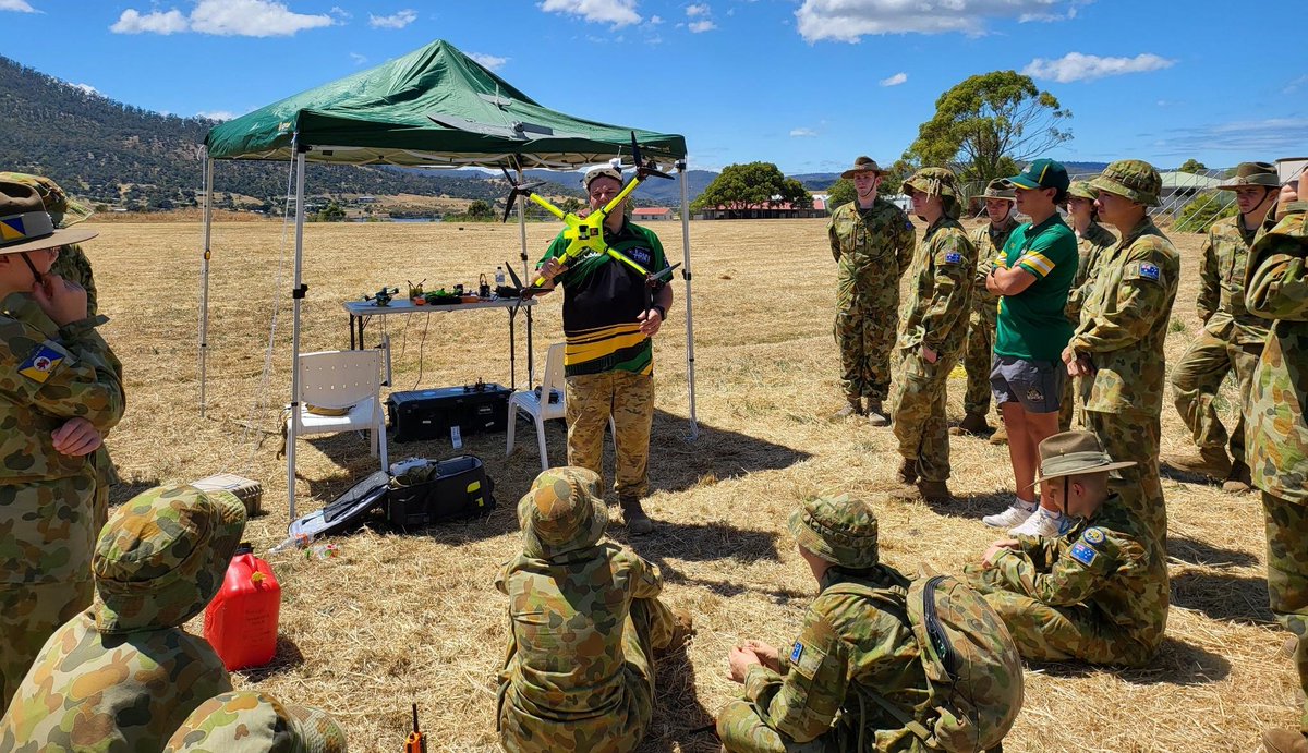 AUADRT's tweet photo. G'day #Tasmania! This weekend we visited #Tassie for the first time for the #63ACU Open Day! We had cadets, new sign-ups and the public  from around the #AppleIsle: so good!
#SendIt!
#STEM
@ChiefAusArmy @AustralianArmy @comdforcomd @DGAvnAusArmy https://t.co/KY1L4zyg2D