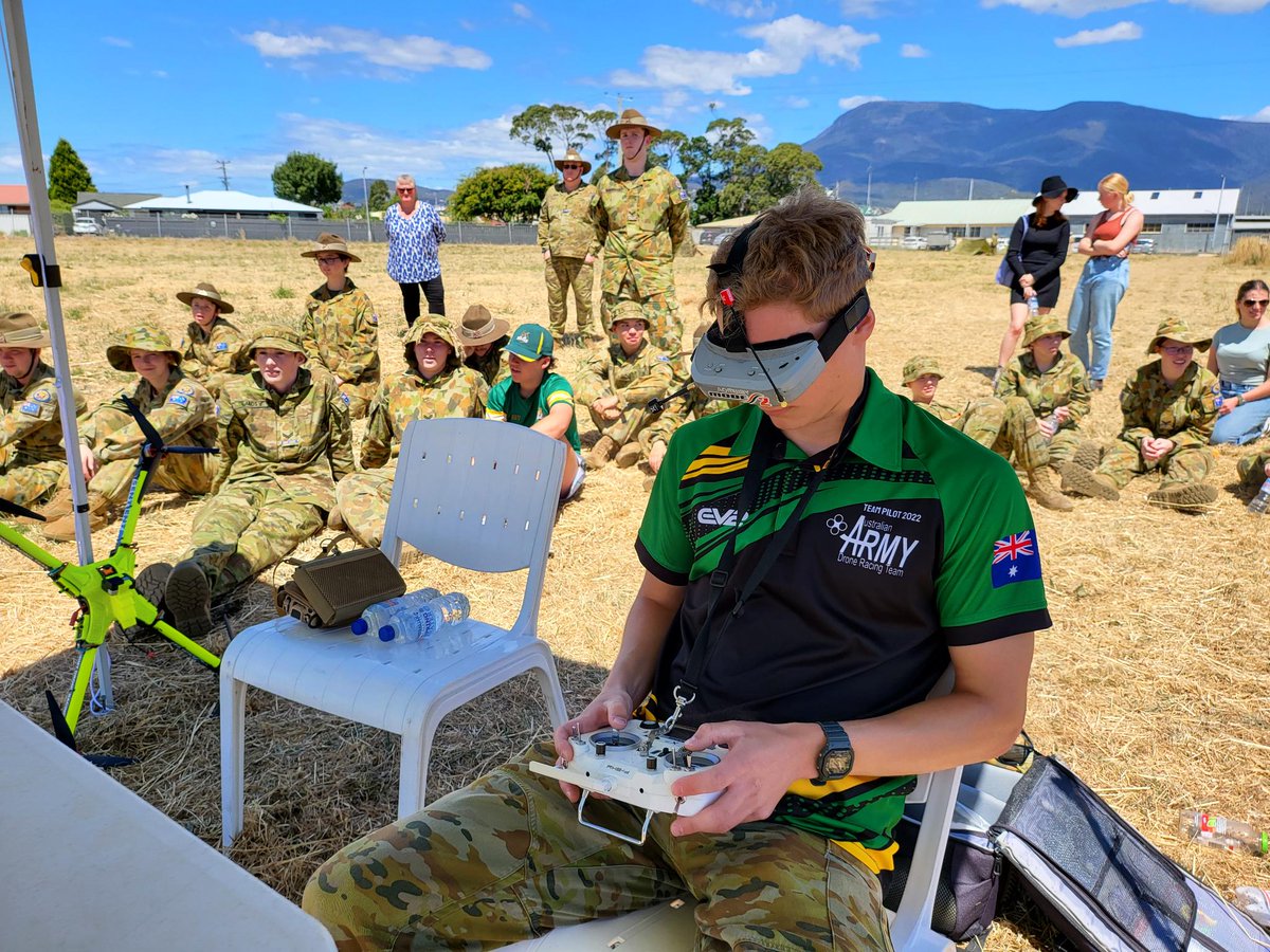 AUADRT's tweet photo. G'day #Tasmania! This weekend we visited #Tassie for the first time for the #63ACU Open Day! We had cadets, new sign-ups and the public  from around the #AppleIsle: so good!
#SendIt!
#STEM
@ChiefAusArmy @AustralianArmy @comdforcomd @DGAvnAusArmy https://t.co/KY1L4zyg2D