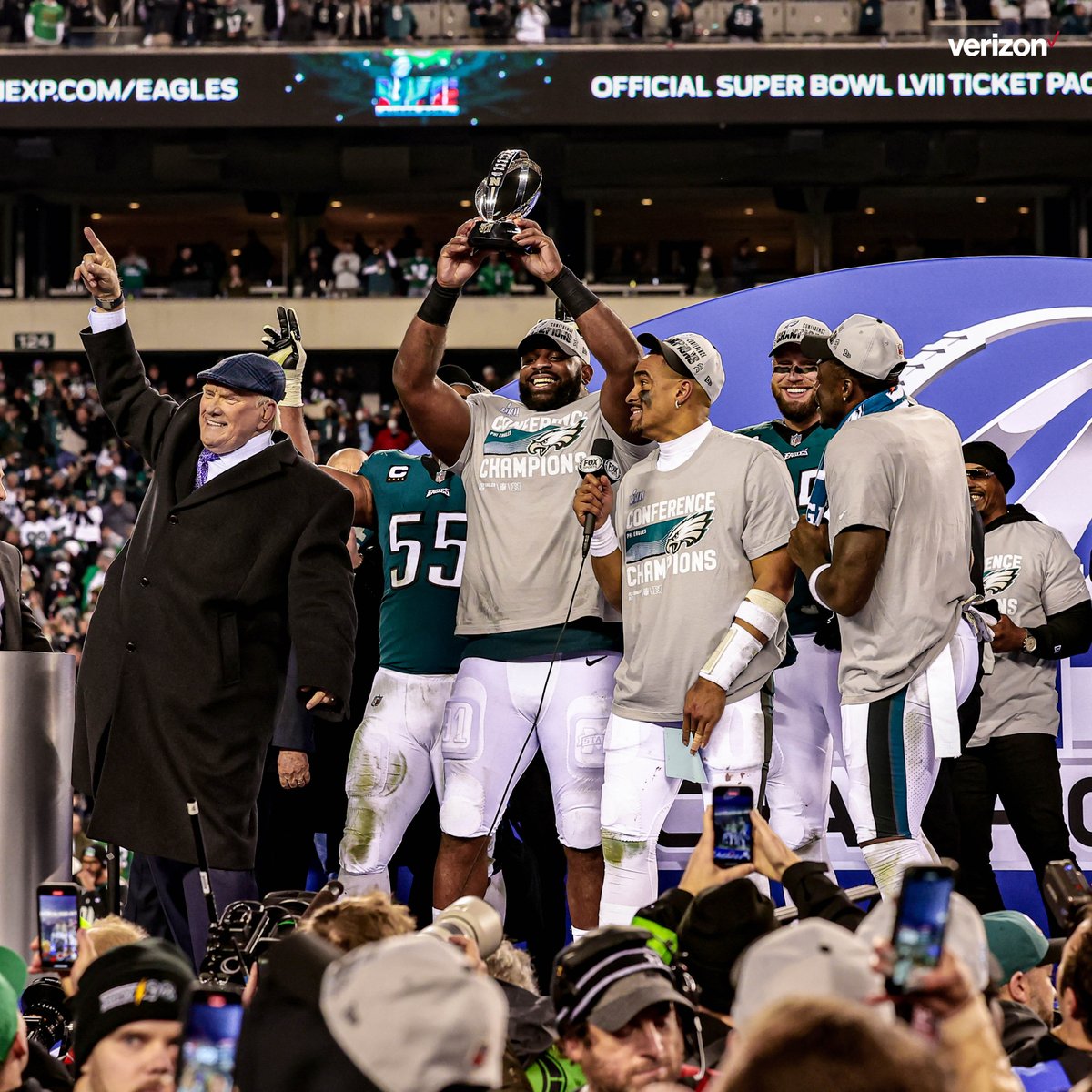 Eagles's tweet photo. This is for PHILLY

@verizon | #ItsAPhillyThing | #FlyEaglesFly https://t.co/9MXydO1kkC