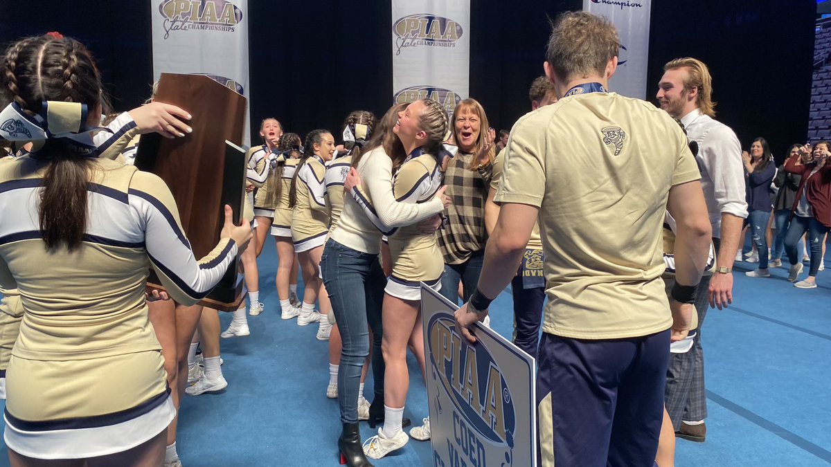Butler Cheer tweet media