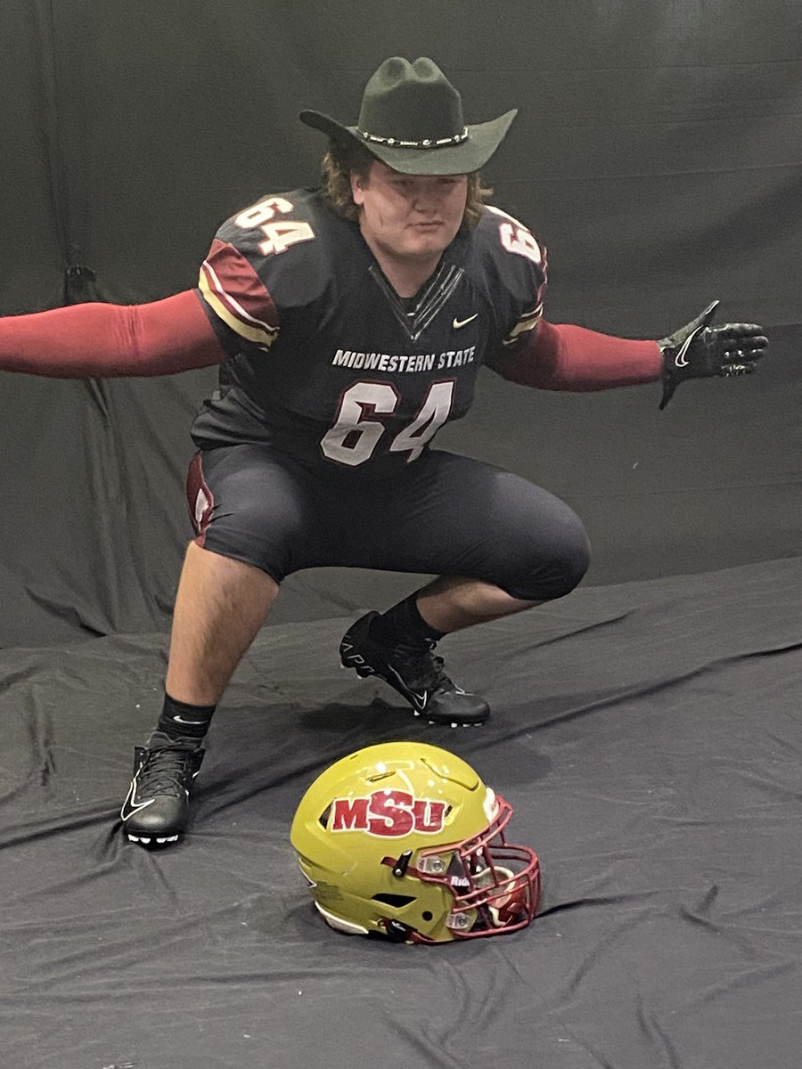 BradyPayne2023's tweet photo. #AGTG After an amazing visit @MSUTexasFB I am blessed to say I have received and offer and I’m 100% commited. Go Mustangs. @CoachRoland77 @SachseStangs @FBCoachByrnes https://t.co/tf9b5J3SWi