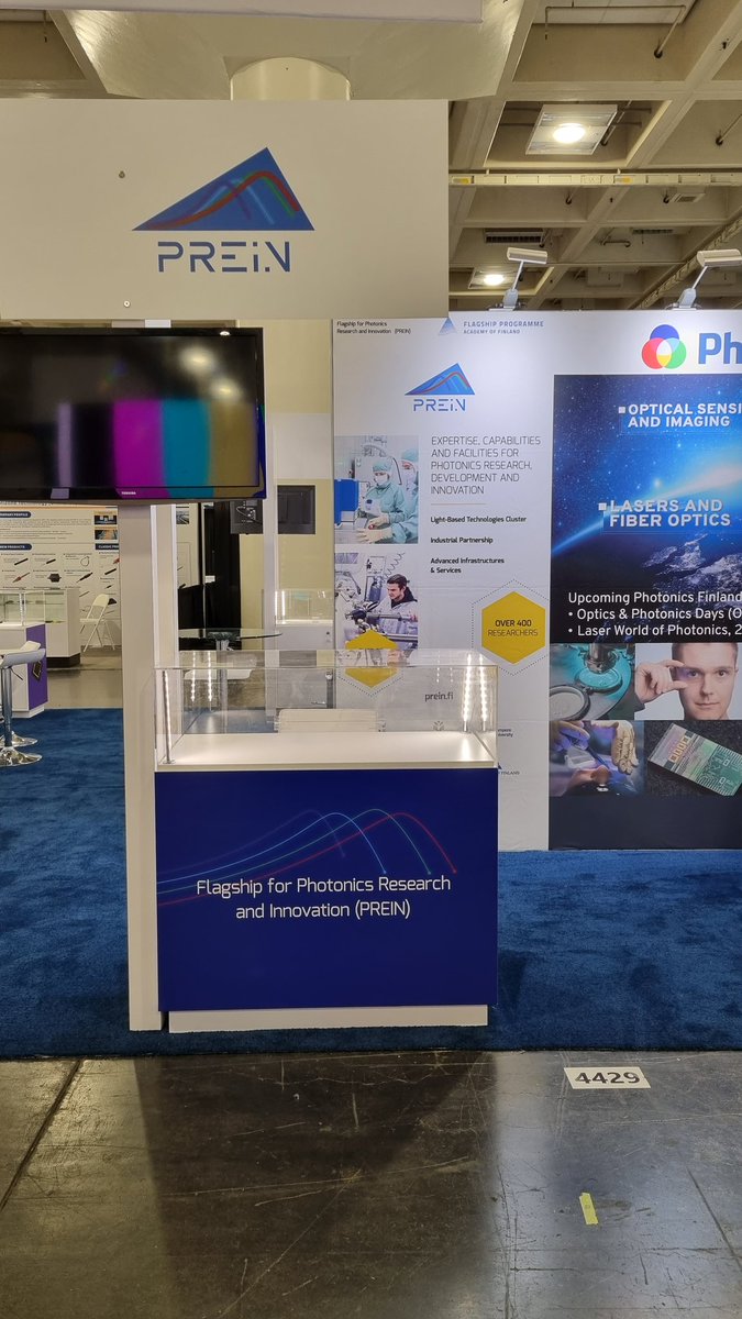 Setting up the stand for @flagshipprein at the Finnish Pavilion @PhotonicsFin at the @PhotonicsWest Exhibition fair San Francisco. See you on Tuesday! Booth F4429