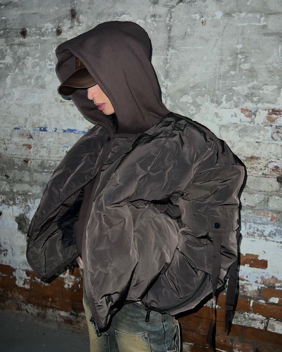 keshitour's tweet photo. #HABManchester
#HELLANDBACKTOUR
@keshimusic’s outfit for Hell & Back Tour at 02 Victoria Warehouse.
HMU : yukina
Stylist: kendy https://t.co/8VHDR1s40t