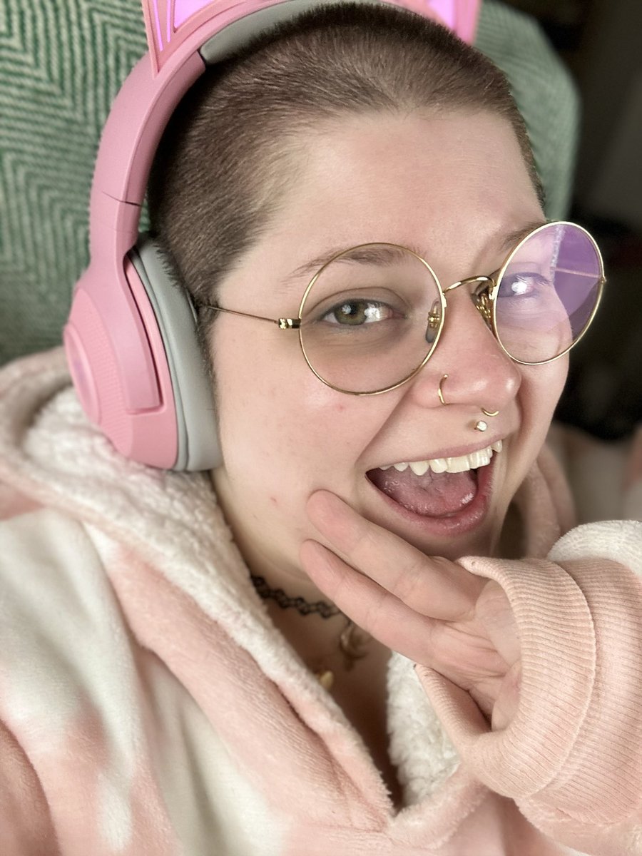 cazikyu's tweet image. Chat effed around and found out. 1k raised for @HopeForTheDay today, and @OctoDragonTeam’s total is at over 19k total. Thank you so much!! My heart is so full and I may or may not be crying 🥹