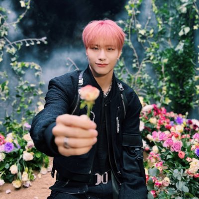 VT95SS's tweet photo. #새프로필사진 https://t.co/PvVj6nVKdW