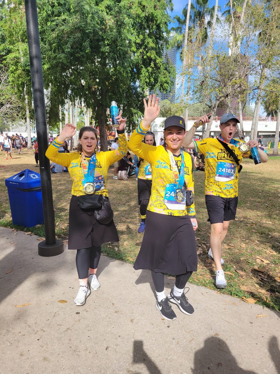 This weekend, #TeamLifelineCanada made their way down to Florida for the #MiamiMarathon so they could run for Chai Lifeline Canada! The marathon was a success and we are so grateful and proud of every single runner, volunteer and supporter! Next year can’t come fast enough ☺️🏃‍♂️🏃‍♀️