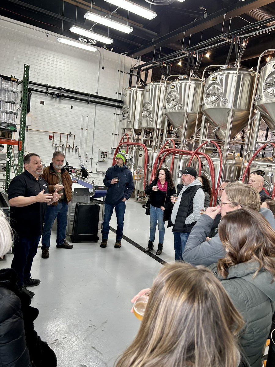 HBrewlab's tweet image. We had a GREAT time meeting everyone who came to Founders Hour(s) at DBY Wheeling! Keep your eyes to the sky for our next release Spy Plane, a silky smooth black lager (5% ABV). #drinkdramatically 🍻🎭