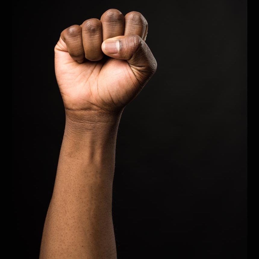 O quanto a luta antirracista é importante pra vc?
Ajude-nos a alcançar mais pessoas compartilhe esse perfil com seus amigos e pessoas que precisam de reconhecimento racial com certeza vamos nos tornar cada vez mais fortes ✊🏿✊🏿✊🏿✊🏿 

Compartilhe nosso perfil!
Resistência sempre ✊🏿