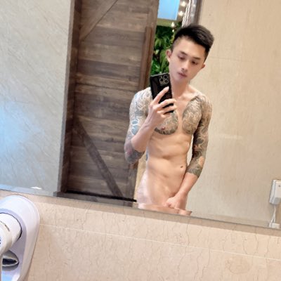 kiop1788's tweet photo. #NewProfilePic (新個人資料照片) https://t.co/OTQ8m6tuyc