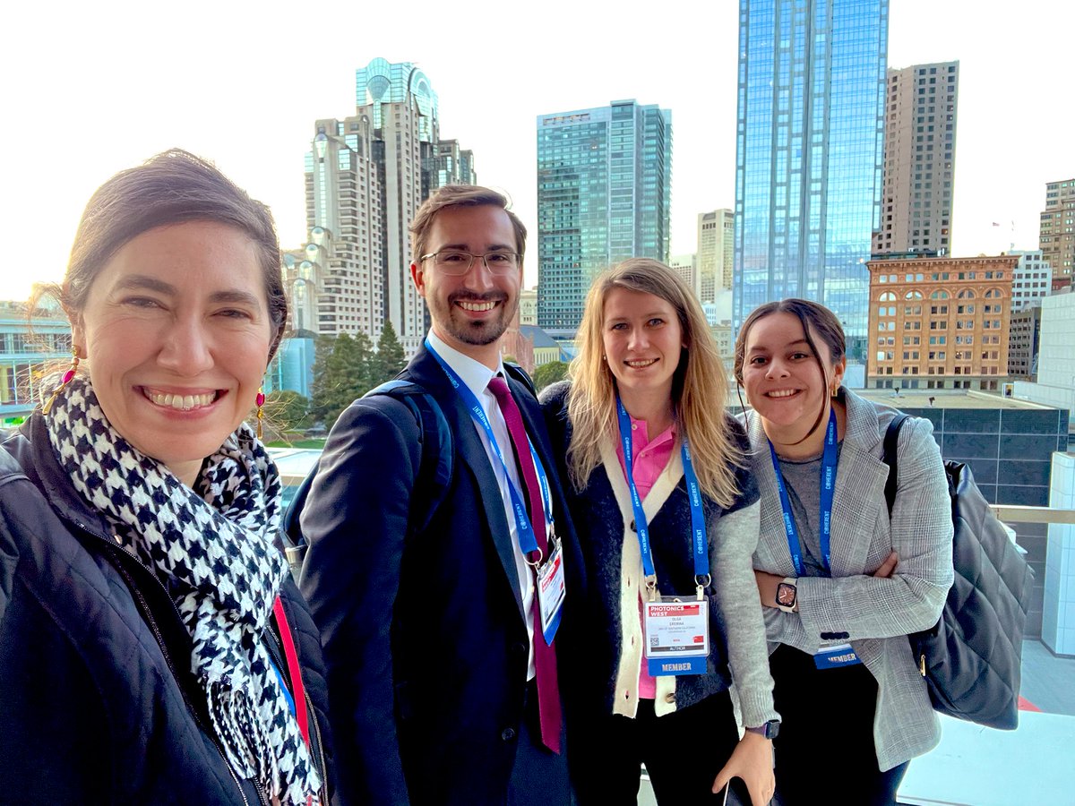 Zavaleta Lab representation at @PhotonicsWest 🤩 Almost two days in: intense #BiOS program, engaging environment, excellent talks on biophotonics! Also the first #PhotonicsWest2023 conference for our grad students Helen and Alex 👏What a blast!