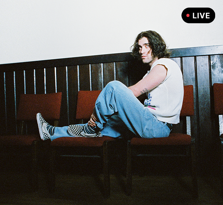 weverseofficial's tweet image. #위버스 단독! Alexander 23(@alexander23) 신곡 How To Drive의 어쿠스틱 라이브 공연
#위버스라이브 에서 만나 보세요🖤
🔴 weverse.onelink.me/qt3S/26p9v022

#Alexander23 #Weverse_LIVE