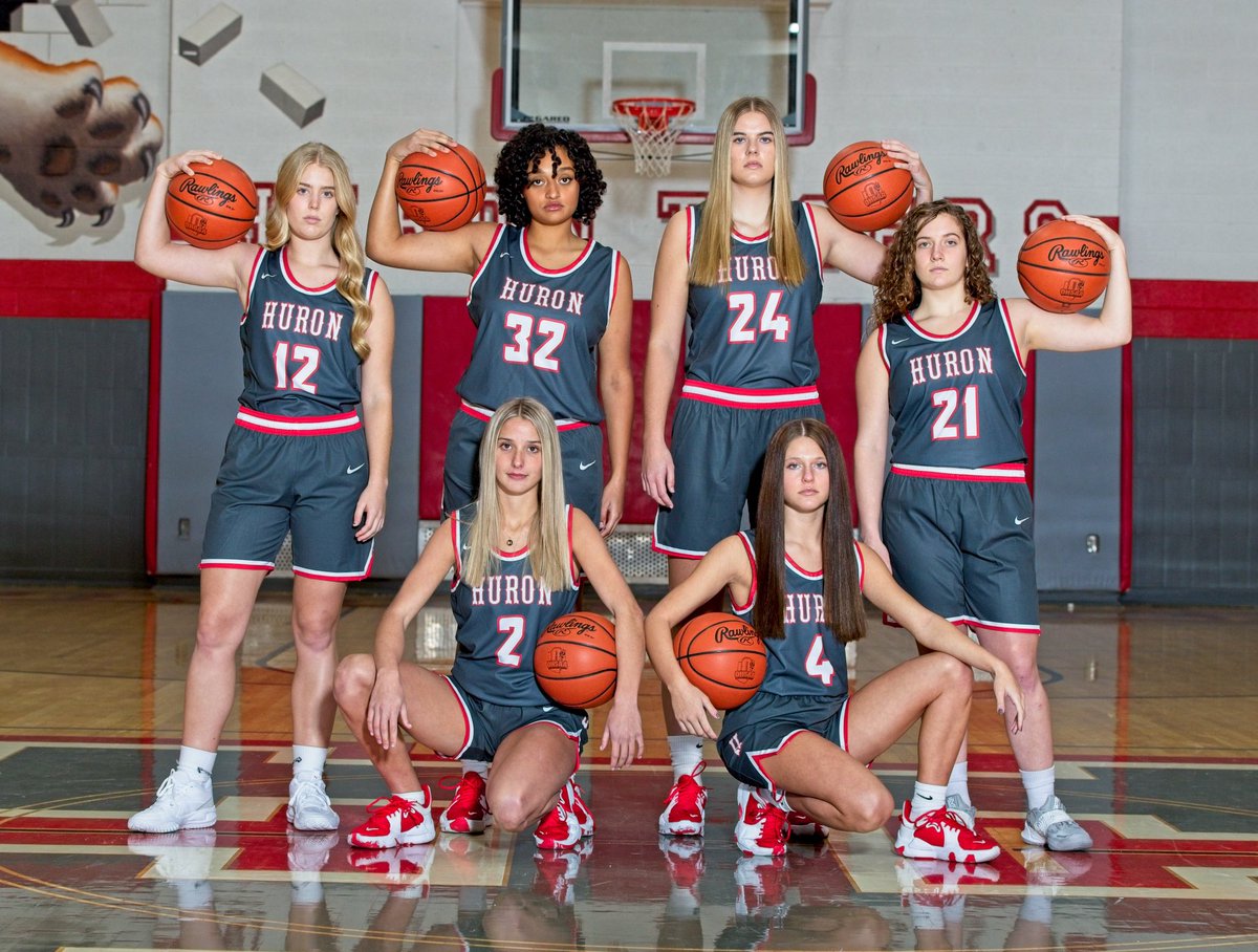 Well, the time has come!  

This Tuesday (1/31) we will celebrate our amazing 6 seniors; 

Carissa, Caylin, Jessica, Kyla, McKenzie, and Mia.  

We will recognize the girls prior to the start of the Varsity game, 7:30ish, as they will play for the last time😢 on their home court!