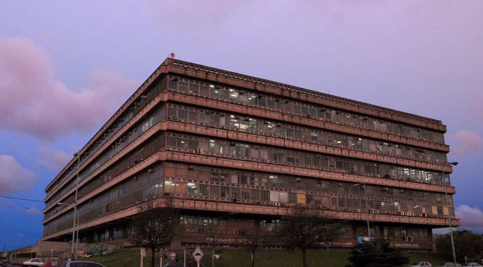 Dado que leí a varios retwitteando la nota de Clarín sobre la recomendación de la Unesco de acortar las carreras universitarias*, y luego de haber leído la nota, hago algún comentarios: 
Clarín transcribe una entrevista a Francesc Pedró, quien desde 2019 es el director del