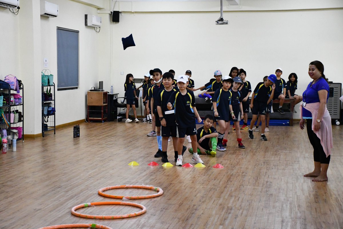 NISYangon's tweet photo. Part 2 of our Primary Sports Day took place on Wednesday last week, with our older students taking part in athletic events such as javelin, sprints, obstacle courses and more. Well done to all of our Network Students! 
#NetworkLearns #NetworkPrimary #PrimarySportsDay https://t.co/FpsVKbmcHY