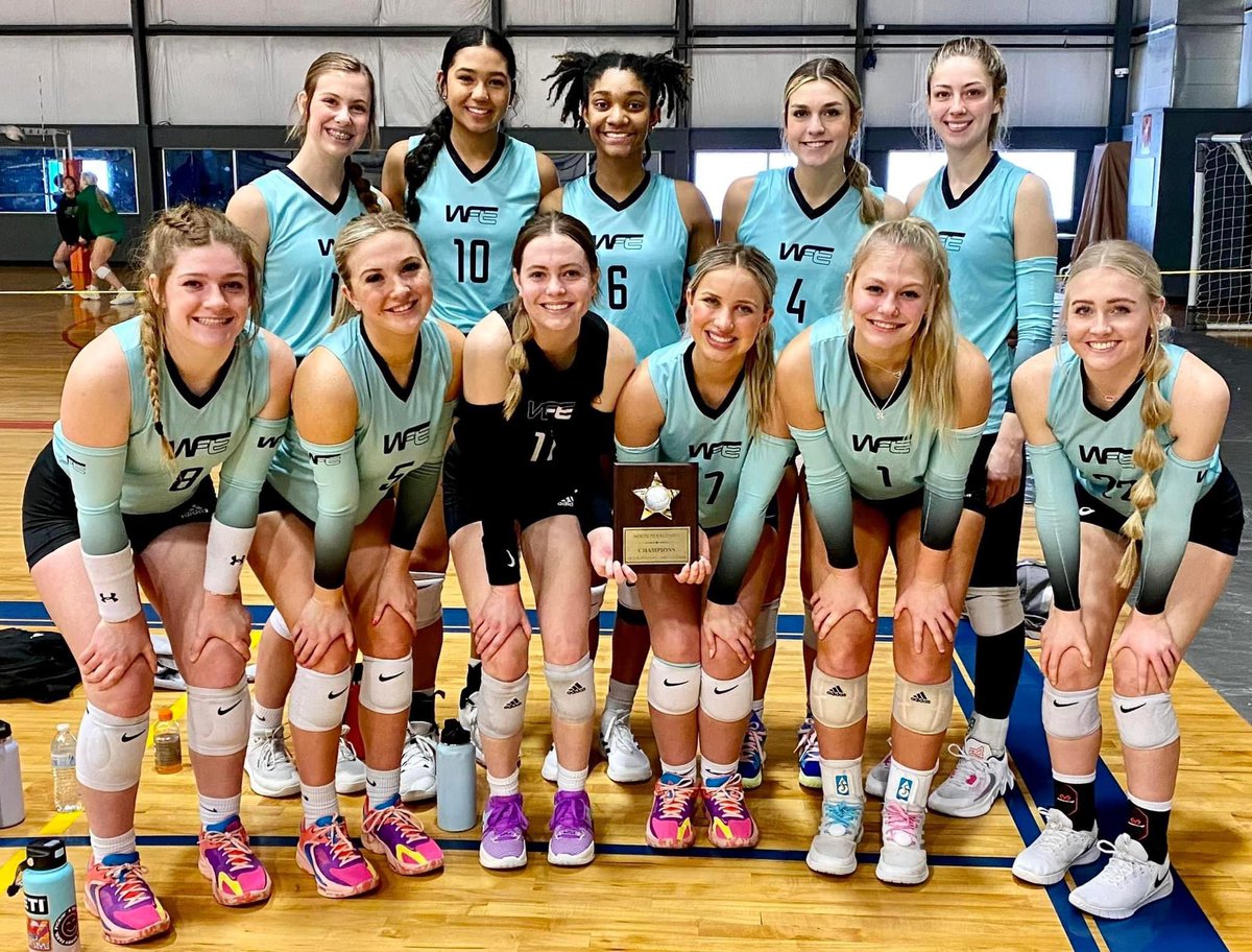 ACEVolleyball2's tweet photo. North Texas Unity 18 open silver bracket champs and secured their bid to the regional tournament! https://t.co/esj5WKftSh